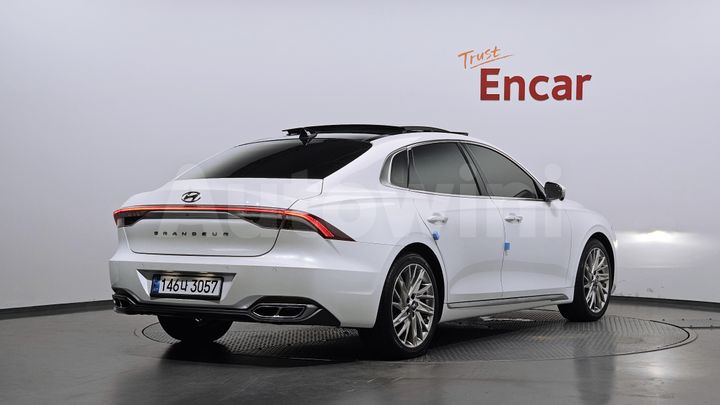 Hyundai Grandeur 2021 — 2