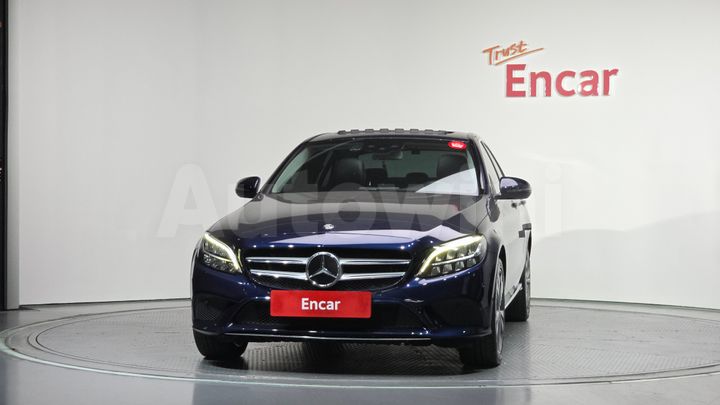 Mercedes-Benz C Class 2020 — 3