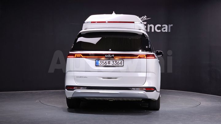 Kia Carnival 2022 — 4