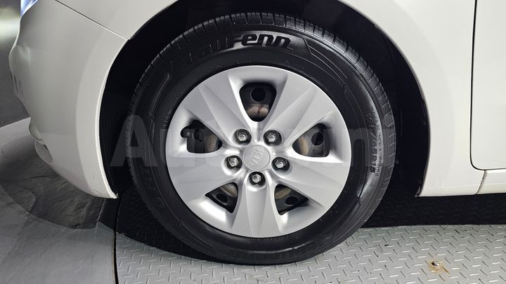 Kia K3 2015 — 5