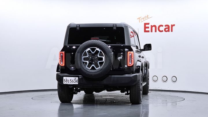 Ford Bronco 2024 — 4