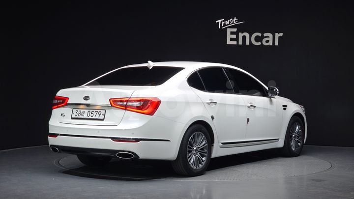 Kia K7 2016 — 2