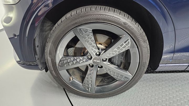 Genesis GV70 2021 — 5