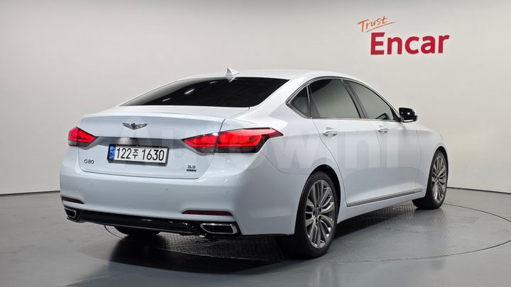 Genesis G80 2018 — 2