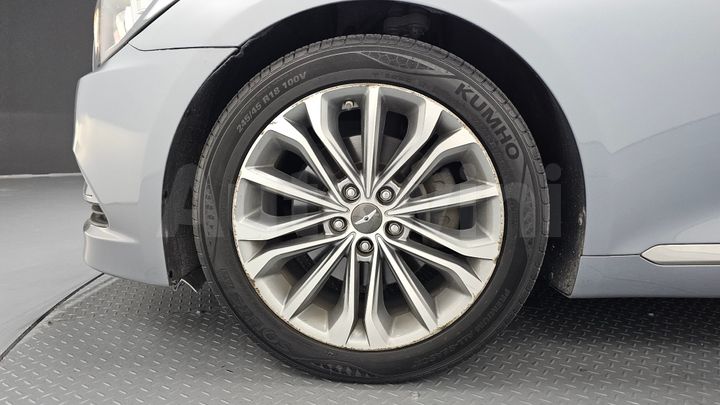 Hyundai Genesis 2016 — 5