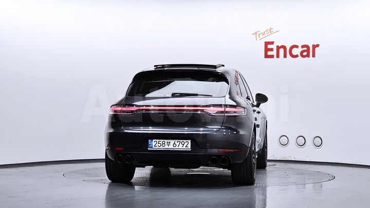 Porsche Macan 2021 — 4