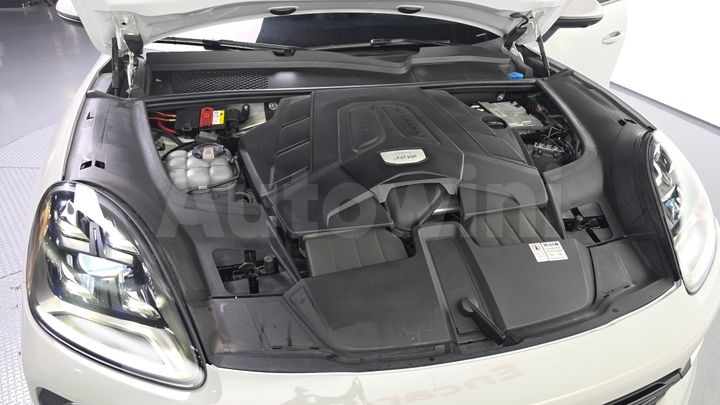 Porsche Cayenne 2022 — 5