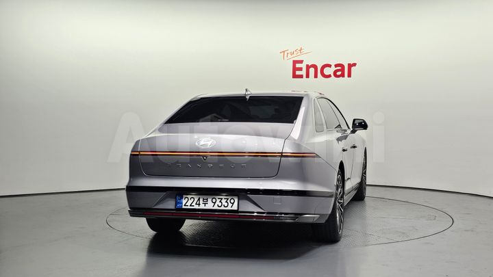 Hyundai Grandeur 2023 — 4