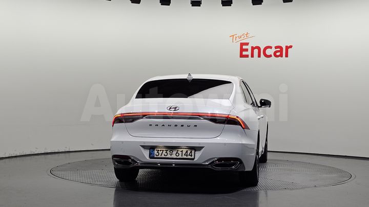 Hyundai Grandeur 2022 — 4