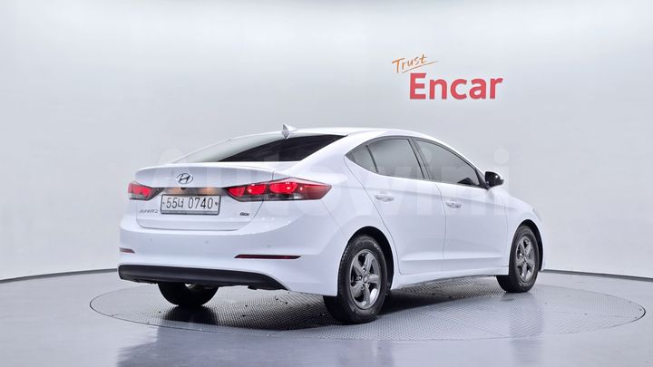 Hyundai Avante 2017 — 2