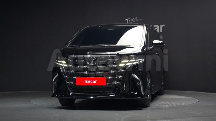 Toyota Alphard 2025 — 3
