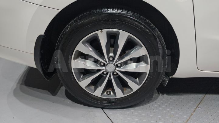 Kia Carnival 2017 — 5
