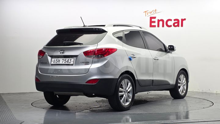 Hyundai Tucson 2011 — 2