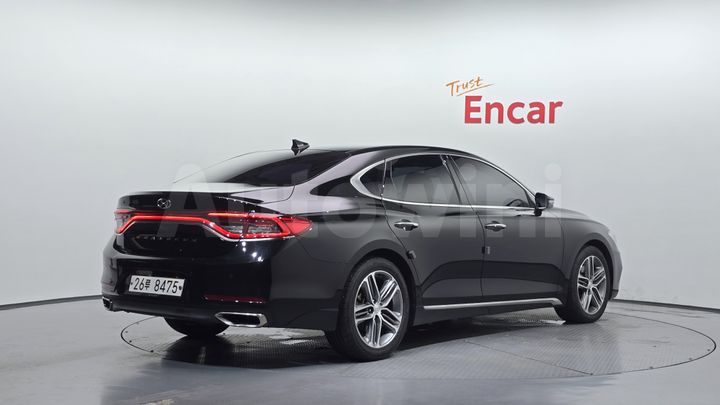 Hyundai Grandeur 2018 — 2