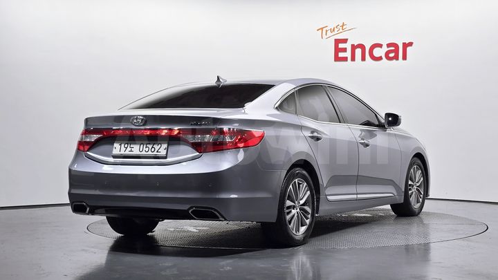 Hyundai Grandeur 2016 — 2