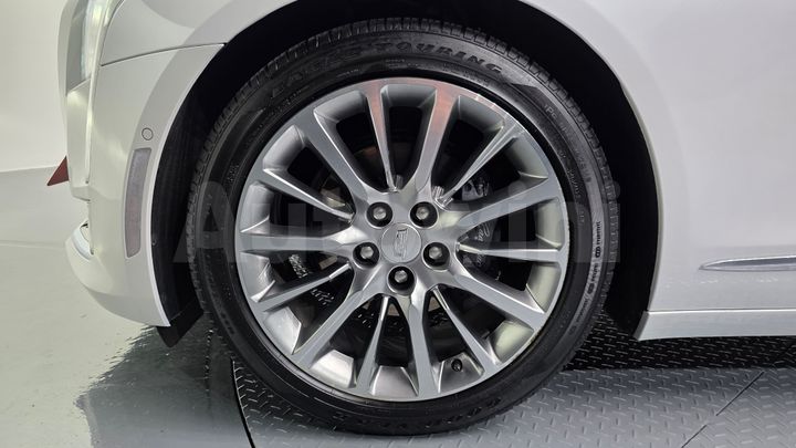 Cadillac CT6 2018 — 5