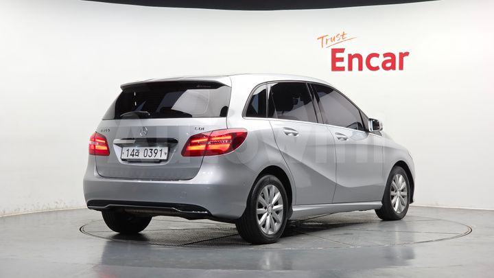 Mercedes Benz B Class