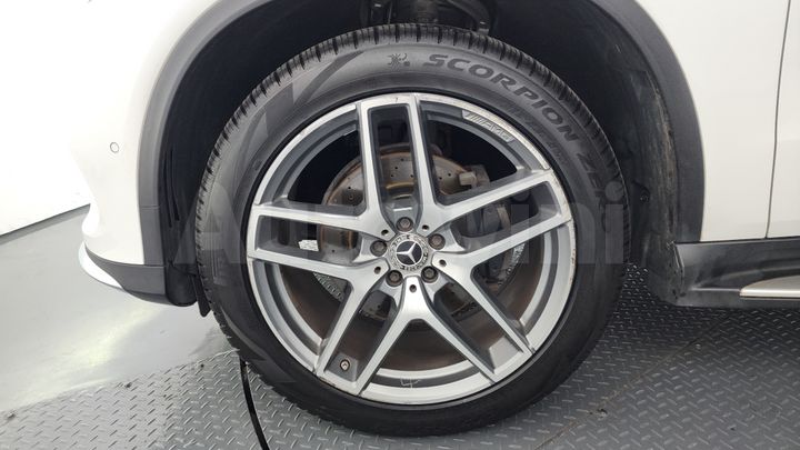 Mercedes Benz GLE Class 2017 — 5