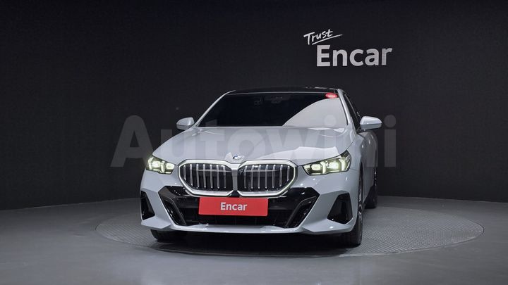 BMW 5 Series 2024 — 3
