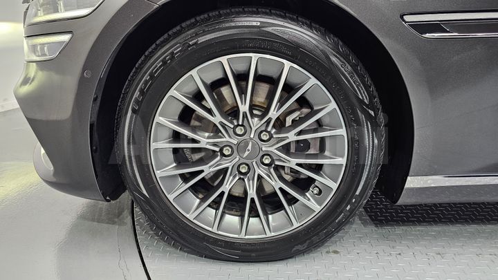 Genesis G80 2022 — 5