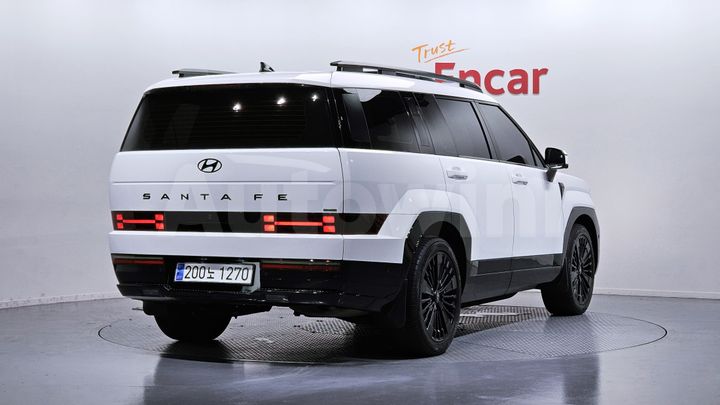 Hyundai SantaFe 2024 — 2