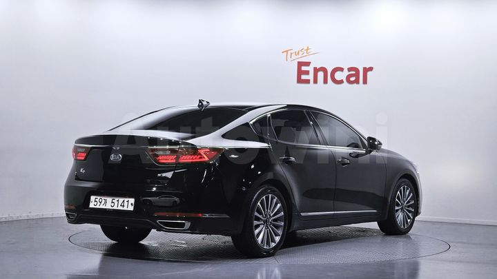 Kia K7 2017 — 2