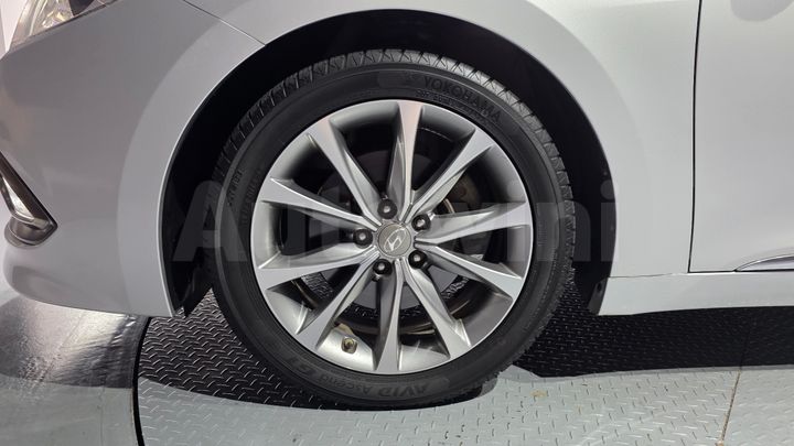 Hyundai Grandeur 2016 — 5