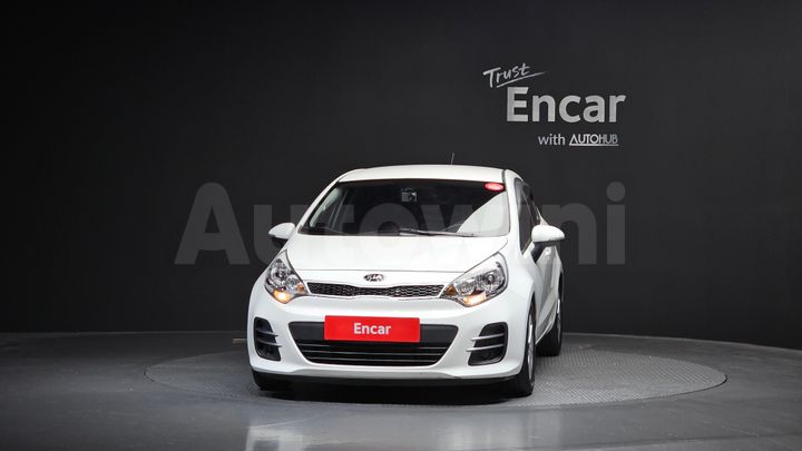Kia Pride 2015 — 3