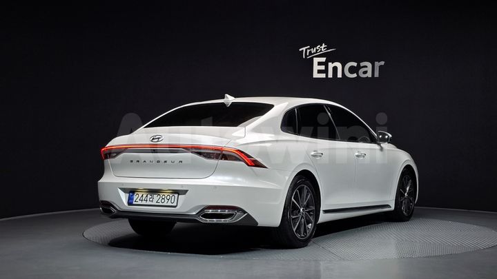 Hyundai Grandeur 2022 — 2