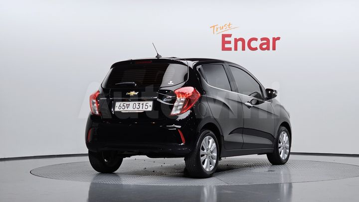 Chevrolet Spark 2017 — 2