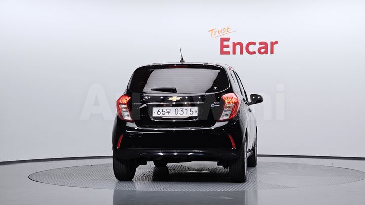 Chevrolet Spark 2017 — 4