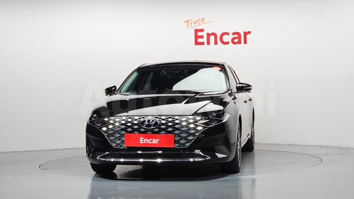Hyundai Grandeur 2023 — 3