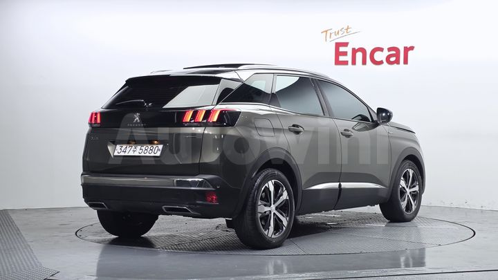 Peugeot 3008 2021 — 3