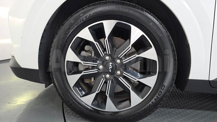 Kia Carnival 2023 — 5