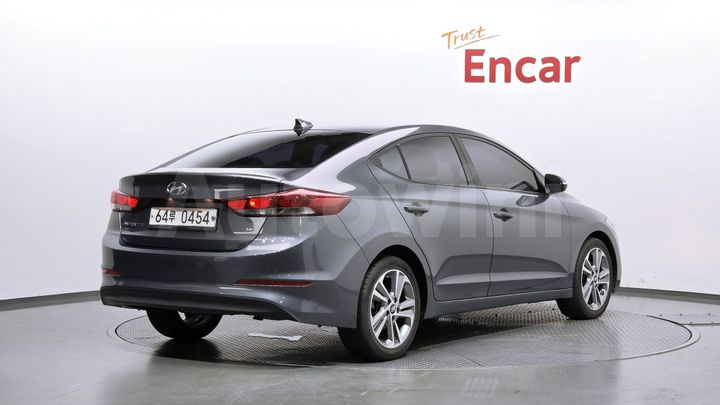 Hyundai Avante 2018 — 2