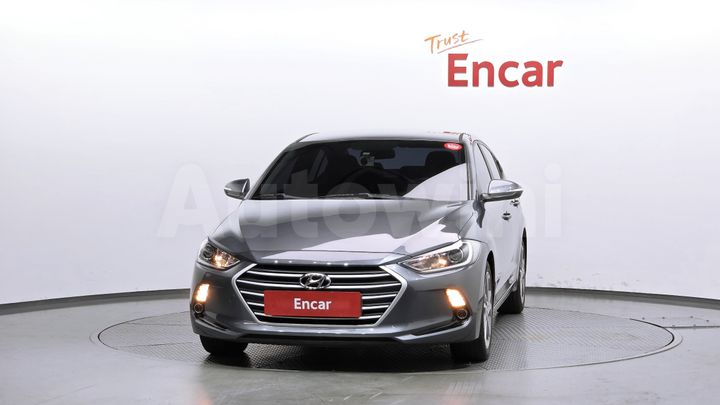 Hyundai Avante 2018 — 3