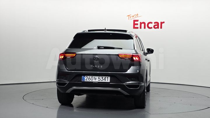 Volkswagen T-Roc 2021 — 4
