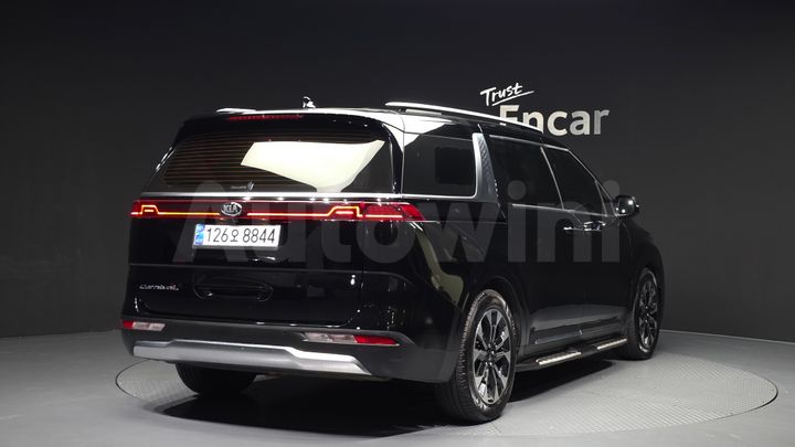 Kia Carnival 2021 — 2