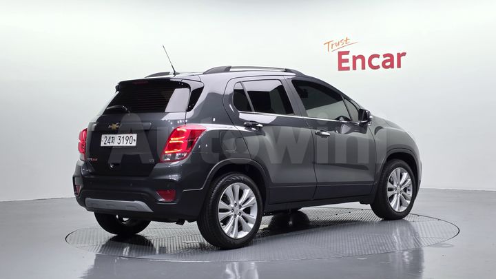Chevrolet Trax 2017 — 2