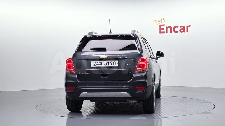 Chevrolet Trax 2017 — 4