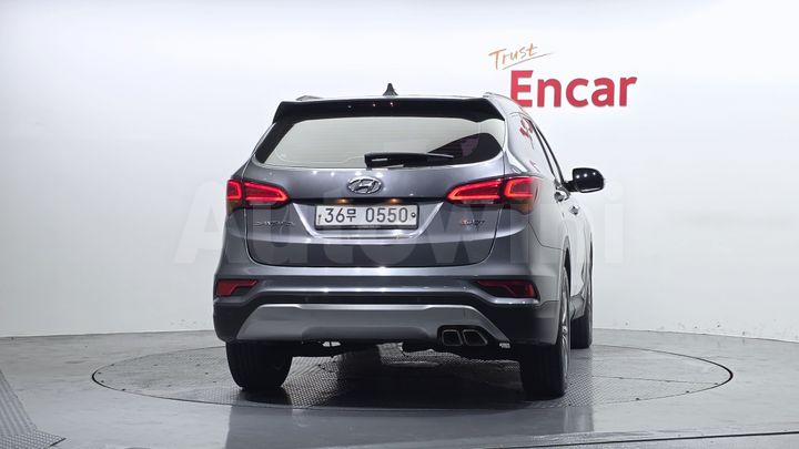 Hyundai SantaFe 2016 — 4