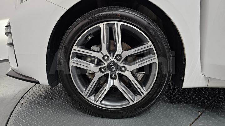 Kia K3 2019 — 5