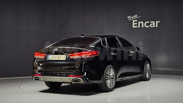 Kia K5 2016 — 2