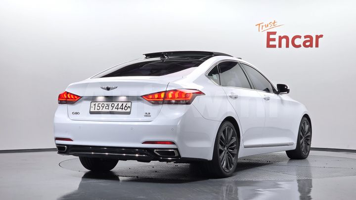 Genesis G80 2018 — 2