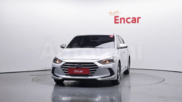 Hyundai Avante 2017 — 3