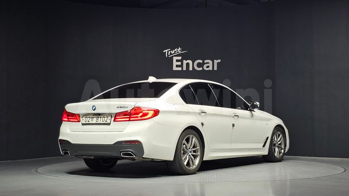 BMW 5 Series 2017 — 2