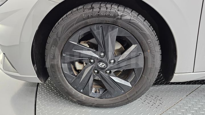 Hyundai Avante 2021 — 5