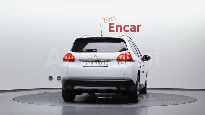 Peugeot 2008 2015 — 4