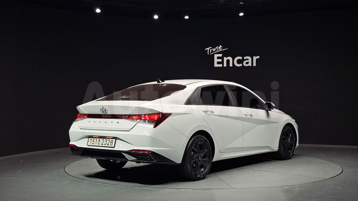 Hyundai Avante 2023 — 2