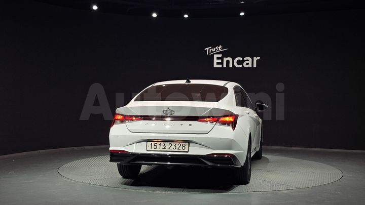 Hyundai Avante 2023 — 4